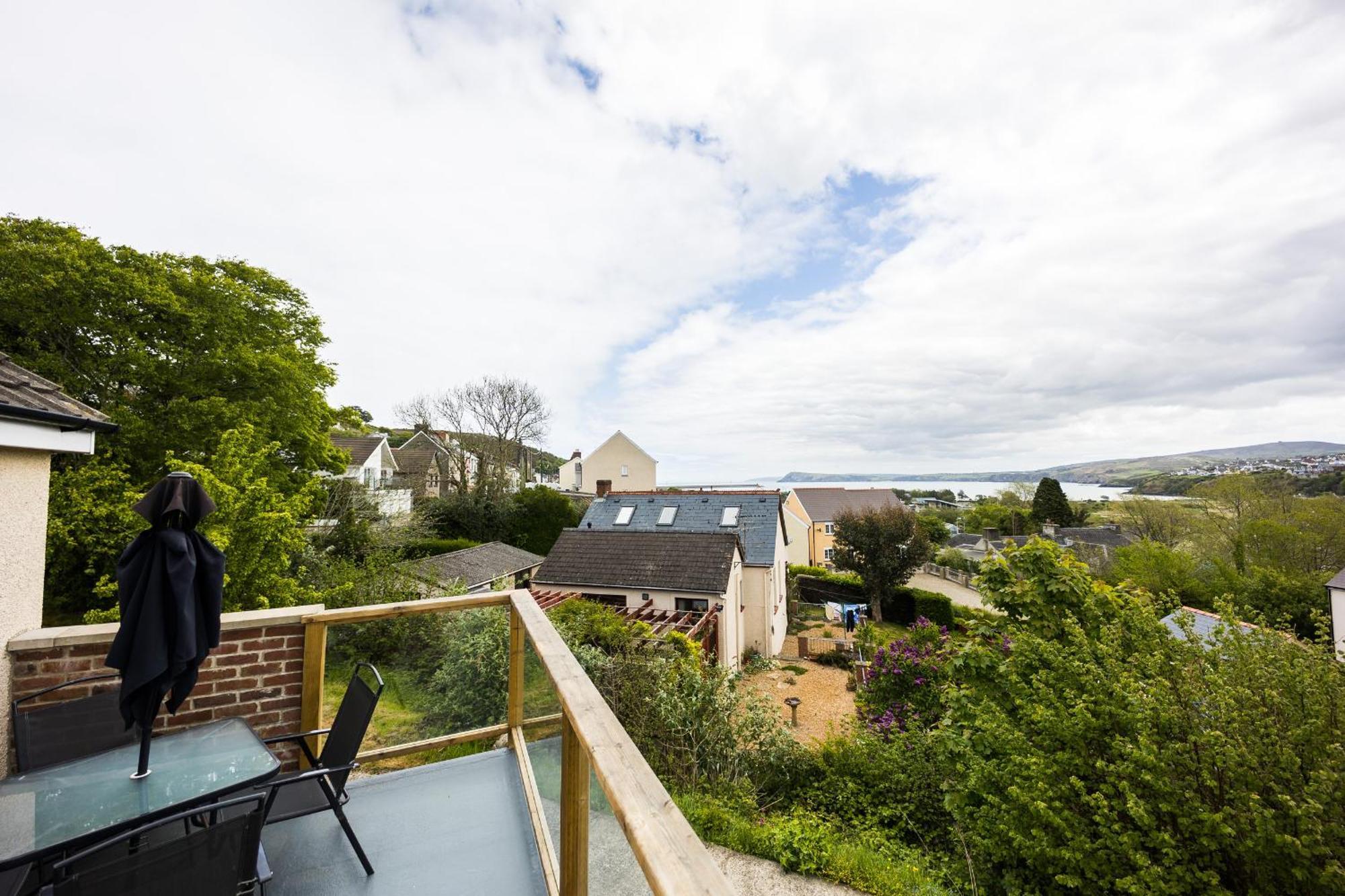 Harbour View Goodwick Villa Exterior foto